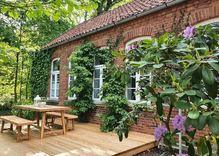 Neu! Alte Schule Jarnsen Klassenzimmer