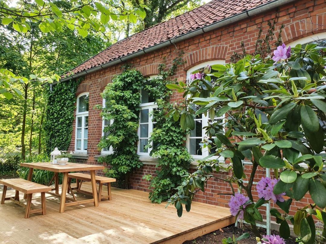 Apartment Neu! Alte Schule Jarnsen Klassenzimmer